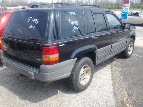 1996 jeep grand cherokee laredo 4dr auto black exter.