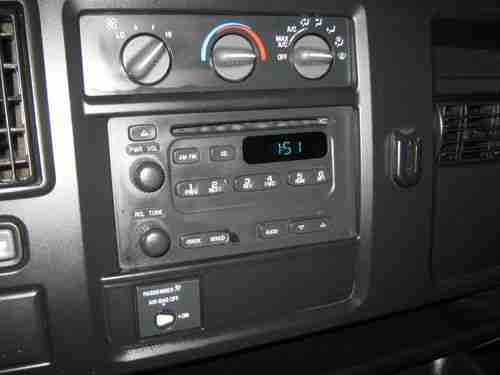 2004 GMC SAVANA  3500  CARGO VAN   ########### NO RESERVE#########, image 7