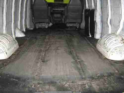 2004 GMC SAVANA  3500  CARGO VAN   ########### NO RESERVE#########, image 10
