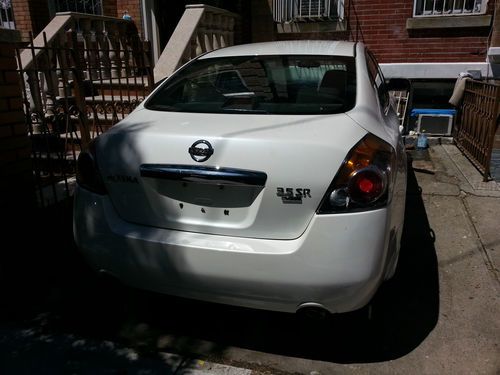 Nissan altima 2010 3.5 sr