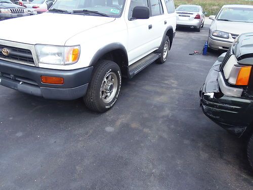 1997 toyota 4 runner, image 2