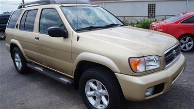 04 nissan pathfinder se v6 4wd leather sunroof dvd bose heated seats low miles!