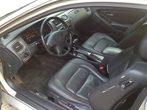 NO RESERVE NON SMOKER GAS SAVER GOOD TIRES HONDA ACCORD COUPE, image 11