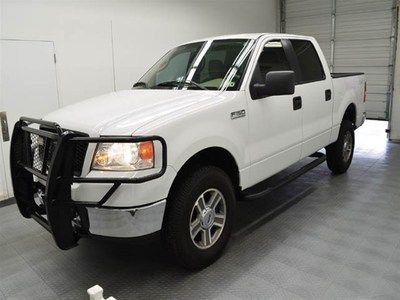 Fx4 5.4l 4wd crew cab, auto,  pwr driver seat, safari grill, financing available