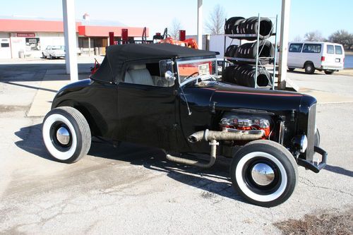 1929 model a cabrolet roadster, 348 ci, 4 speed, beautiful car!