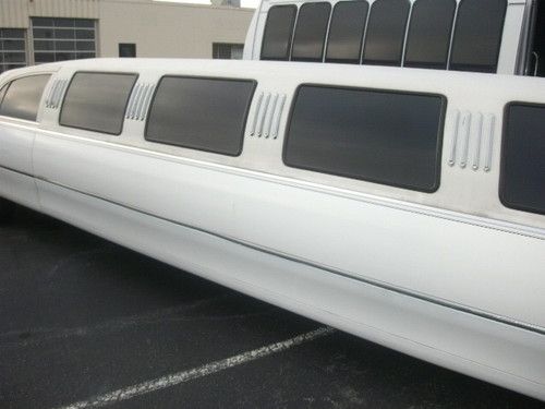 Lincoln Town Limo  180  14 passeners Limousine, US $14,000.00, image 3