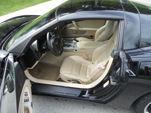 2005 Corvette, black exterior beige leather interior, excellent condition, US $28,900.00, image 8