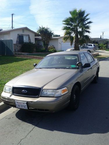2001 crown vic, p-71 police package.