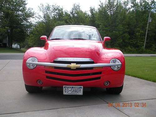 2003 chevrolet ssr base convertible 2-door 5.3l