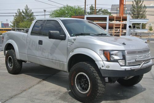 2004 ford f-150 fx4 crew cab pickup 4-door 5.4l raptor fiberglass body