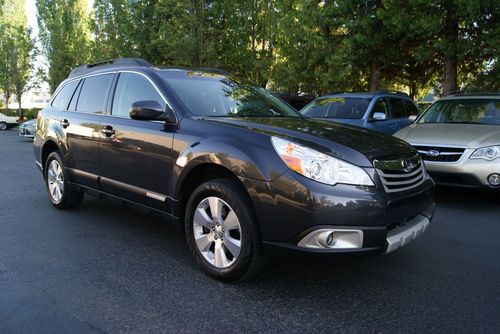 2011 Subaru Outback 3.6R Limited. Navigation. Back Up Camera. Leather. 31k. NICE, US $21,900.00, image 7