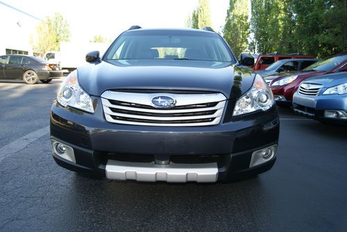 2011 Subaru Outback 3.6R Limited. Navigation. Back Up Camera. Leather. 31k. NICE, US $21,900.00, image 8