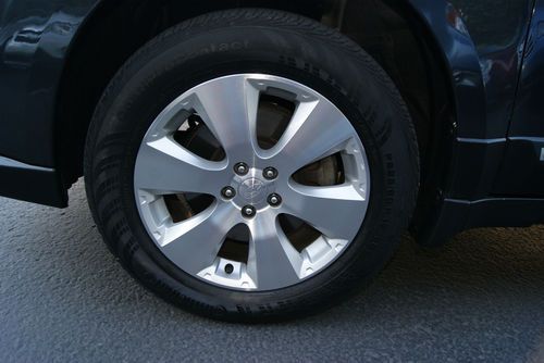 2011 Subaru Outback 3.6R Limited. Navigation. Back Up Camera. Leather. 31k. NICE, US $21,900.00, image 10