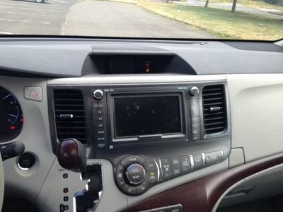 XLE AWD NAV 3.5L CD 1st row LCD monitors: 1 3rd row split-bench seats Compass, US $31,000.00, image 13