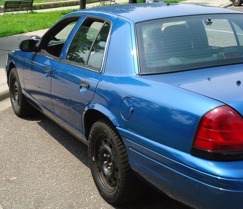 2011 ford crown victoria blue 29,000 miles 4.6l v8 clean patrol squad police car