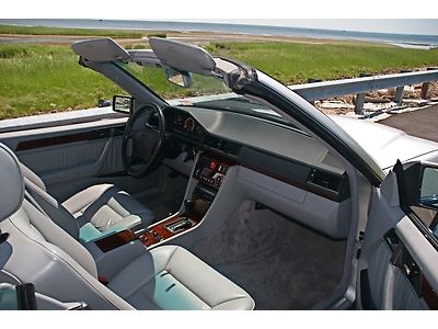 1993 MERCEDES BENZ 300CE CABRIOLE