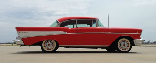 1957 chevrolet bel air base hardtop 2-door 4.6l