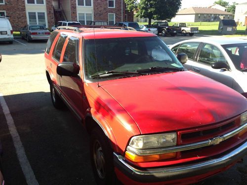 2001 chevrolet blazer ls sport utility 4-door 4.3l