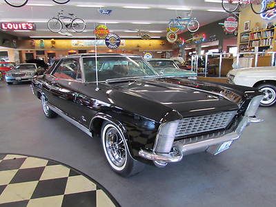 1965 Buick Riviera Black on Black Leather Beautiful!, image 3