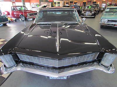 1965 Buick Riviera Black on Black Leather Beautiful!, image 10