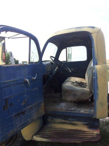Ford F8. Solid body, Great original dash! Awesome truck! 1948-52, US $3,500.00, image 2