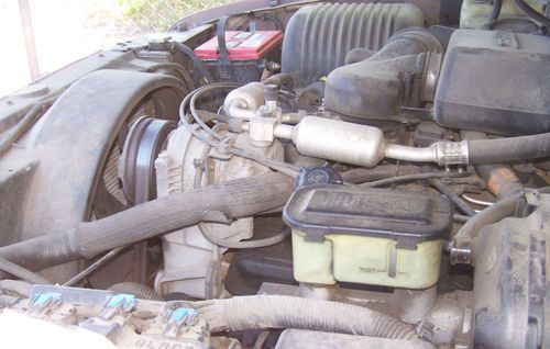 1997 GMC YUKON 4DR 4WD RUNS GREAT! RANCH OR FARM VEHICLE DEPENDABLE 480K NR, US $2,500.00, image 9