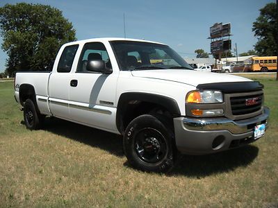 L@@k! a central texas 2003 chevrolet extended cab 2500hd 4x4 6.0  no reserve!!!!