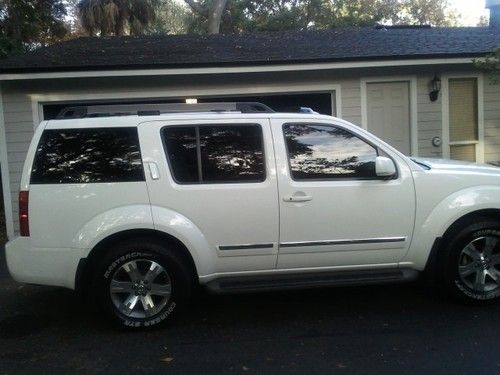 2008 nissan pathfinder le sport utility 4-door 4.0l