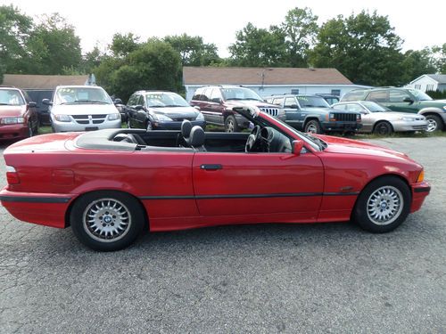 1995 bmw 318i convertible,automatic,runs well,cold ac,no reserve