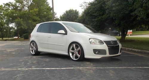 2007 volkswagen golf gti hatchback 4-door 2.0l