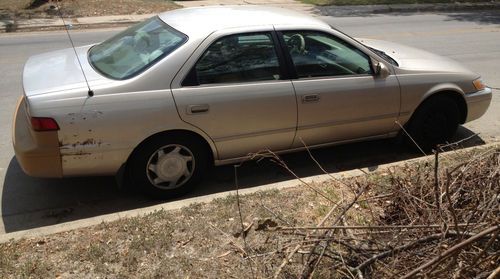 1998 Toyota Camry Cassette CD Player Cold AC, image 2