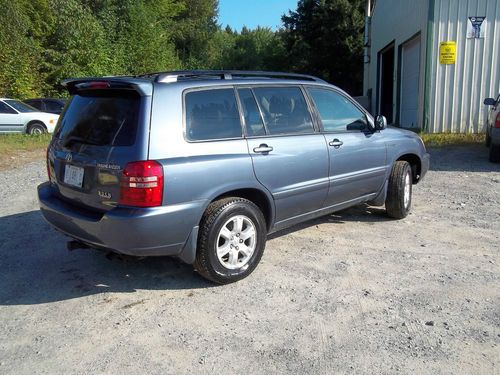 2002 toyota highlander limited  loaded   90,000 miles on motor   no reserve