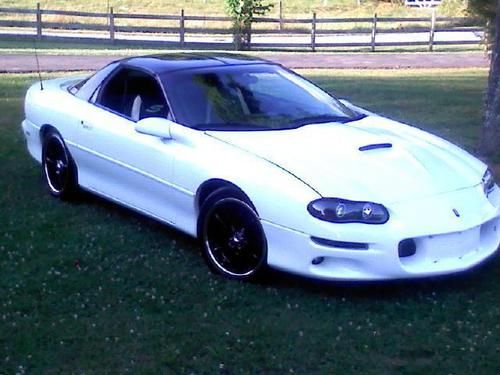 2000 chevrolet camaro z28 coupe 2-door 5.7l