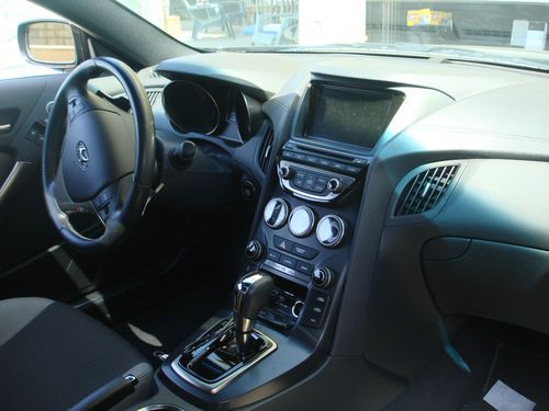 2013 Hyundai Genesis Coupe 2.0T Premium Coupe 2-Door 2.0L, image 7