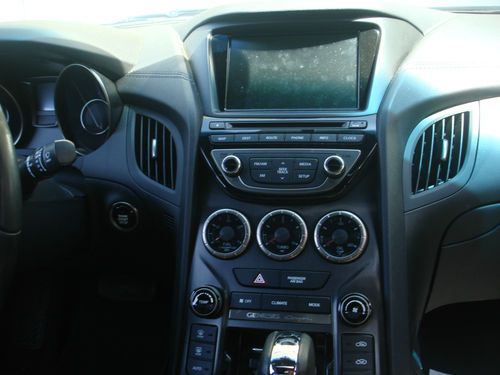 2013 Hyundai Genesis Coupe 2.0T Premium Coupe 2-Door 2.0L, image 10
