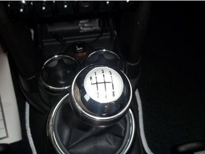 ABS (4-Wheel),Air Conditioning,Alloy Wheels,Aluminum Wheels,AM/FM Stereo,CD Cha, image 18