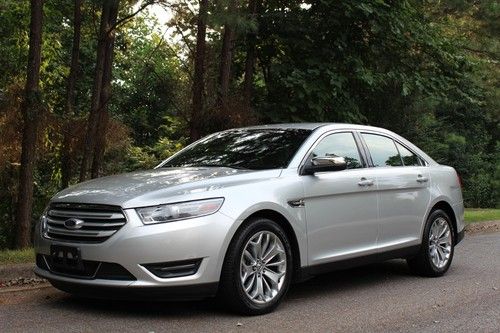 2013 ford taurus limited - navigation - back-up camera - under 10k miles!!!