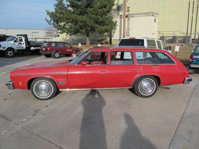 1975 oldsmobile cutlass supreme vista cruiser wagon 4-door 5.7l