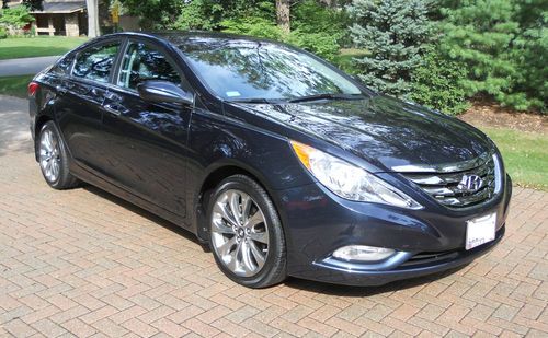 2011 hyundai sonata se - blue - low miles