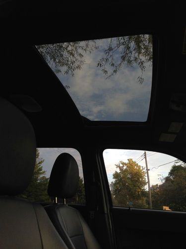 2011 Ford Escape Limited Heated Leather Sunroof Flex Fuel 4-Door 3.0L 36K Miles, image 12