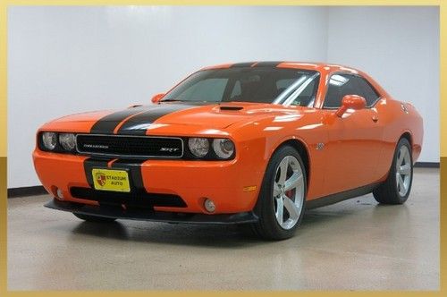 392 srt8, 6.4l v8, h.i.d's, sunroof, nav, hurst shifter, sport mode