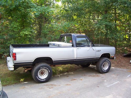 1985 dodge power ram 250 pickup 4 x 4