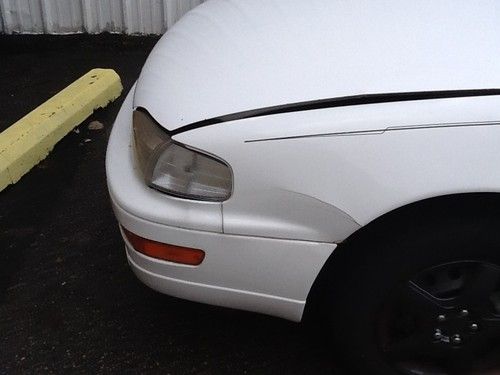 1993 Toyota Camry LE Sedan 4-Door 2.2L, image 2