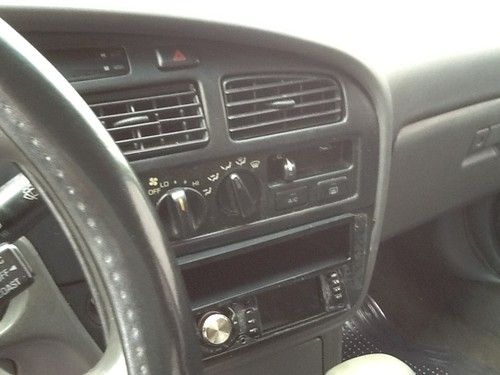 1993 Toyota Camry LE Sedan 4-Door 2.2L, image 6