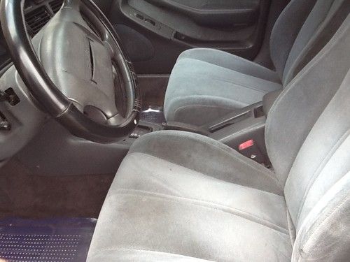 1993 Toyota Camry LE Sedan 4-Door 2.2L, image 8