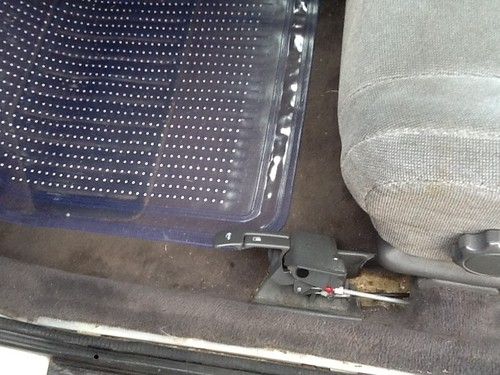 1993 Toyota Camry LE Sedan 4-Door 2.2L, image 10