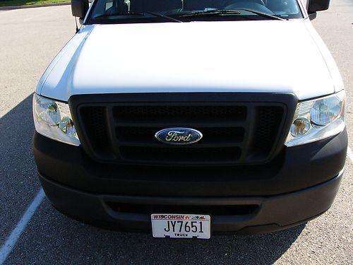 2006 Ford F-150 XL Standard Cab Pickup 2-Door 4.6L No Reserve Work Truck, image 16