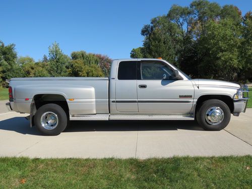 2001 dodge ram 3500 slt laramie drw 5.9l cummins diesel 2wd auto 86k miles mint!