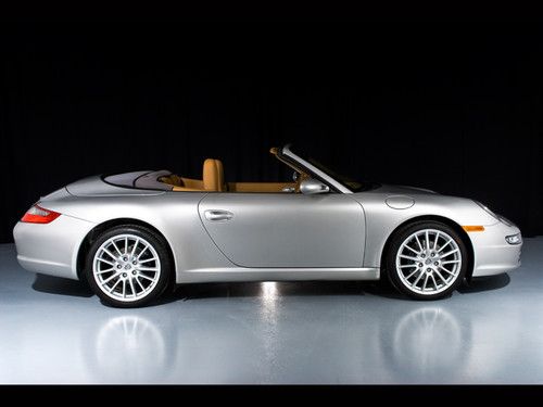 2008 Porsche 911 Carrera Convertible 2-Door 3.6L, image 5