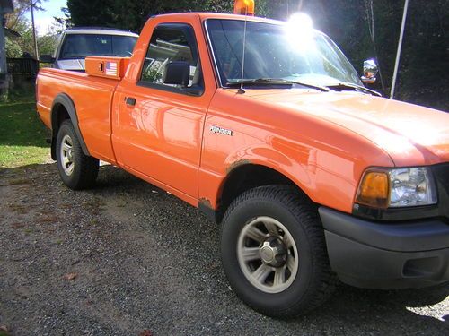 Ford ranger 4x4 2003 2dr regular cab.